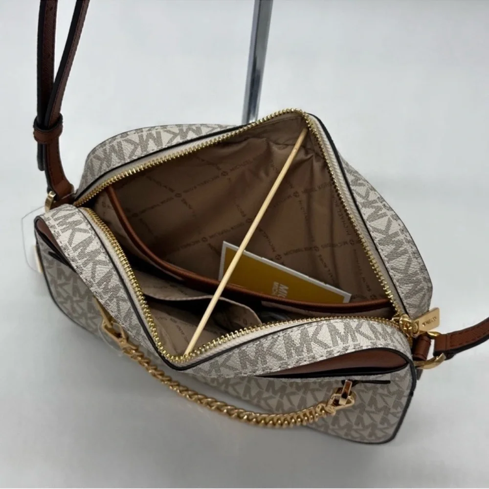 MICHAEL KORS LARGE EW ZIP CHAIN CROSSBODY BAG & JET SET TRAVEL MD ZA CARD CASE